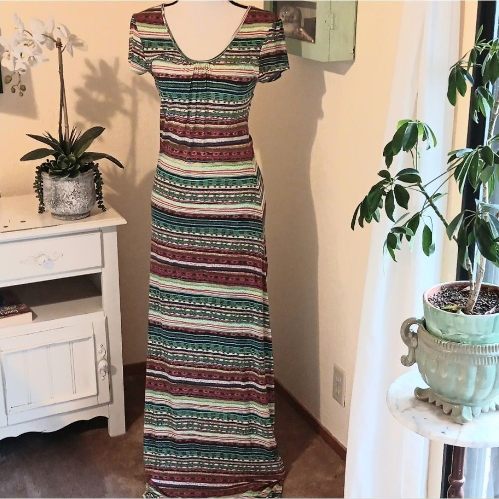 Quintsoul Striped Maxi . Native Inspired. Soft Knit